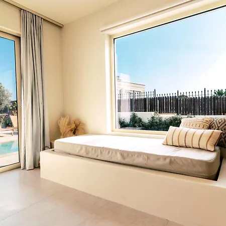 3 Complex Villa *