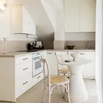 3 Complex Vilă *